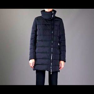 Authentic Navy Moncler puffer coat size 00